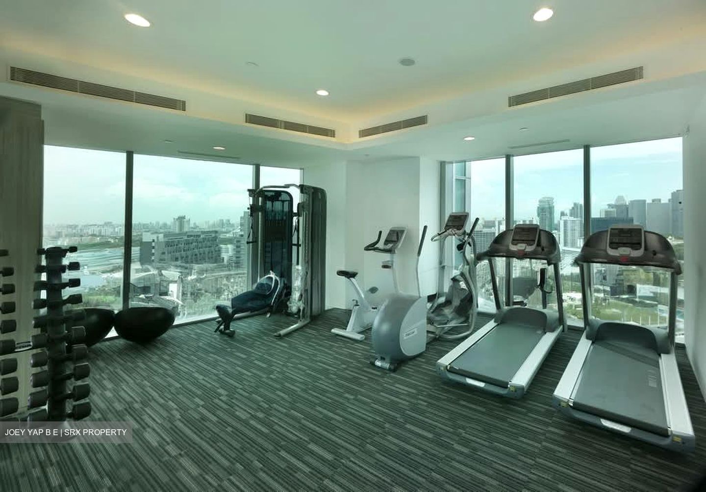 Arc 380 (D8), Office #541218411